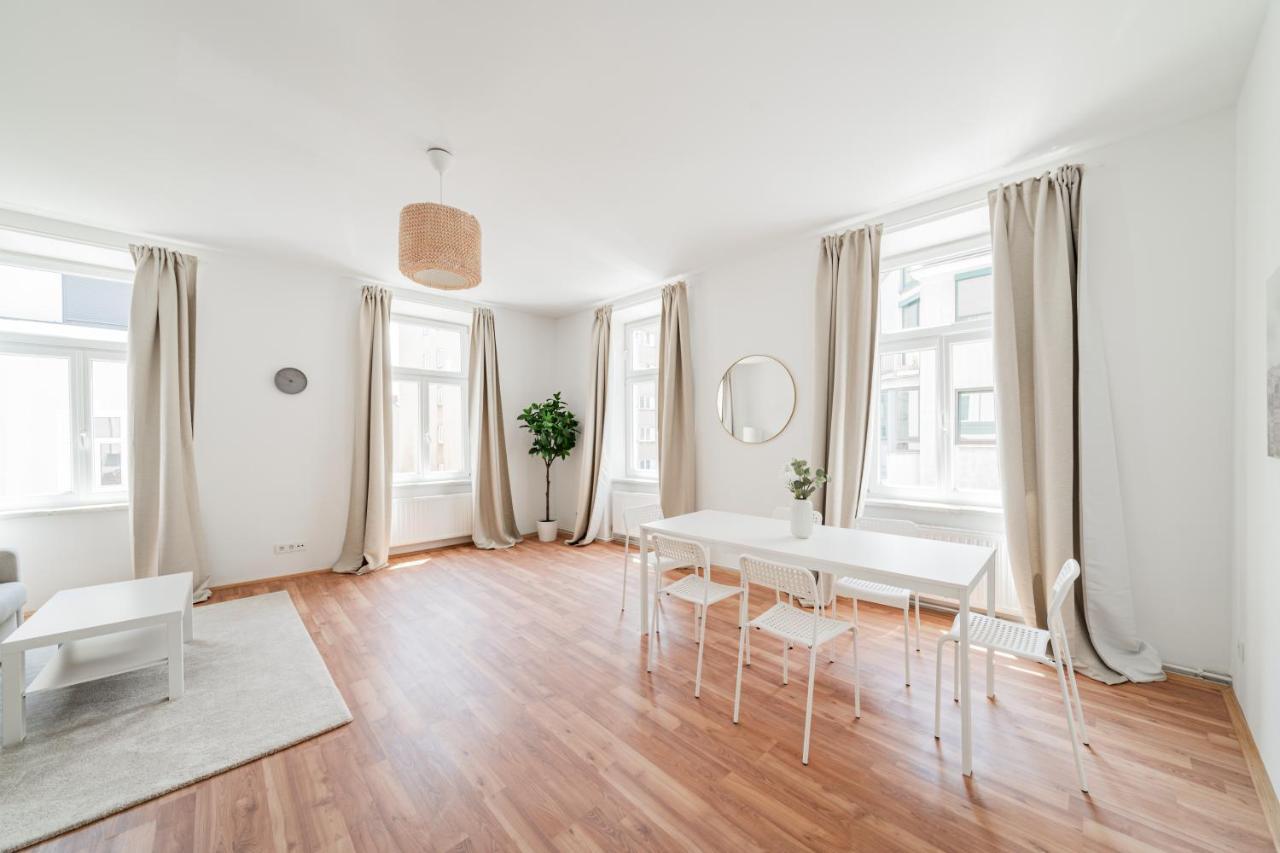 Central Appartment Wien Eksteriør billede